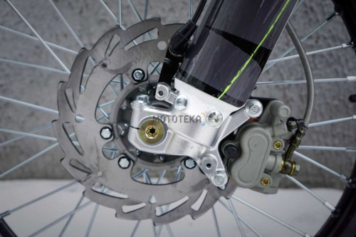 Мотоцикл кроссовый / эндуро BSE (БСЕ) Z5 21/18 Neon Black фото 27