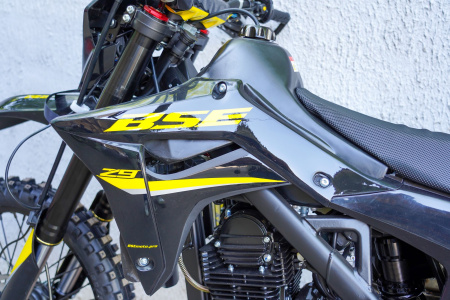 Мотоцикл кроссовый / эндуро BSE (БСЕ) Z9 Yellow Metallic S (ZS175 FMM-5) - купить с доставкой, по выгодной цене в интернет-магазине Мототека