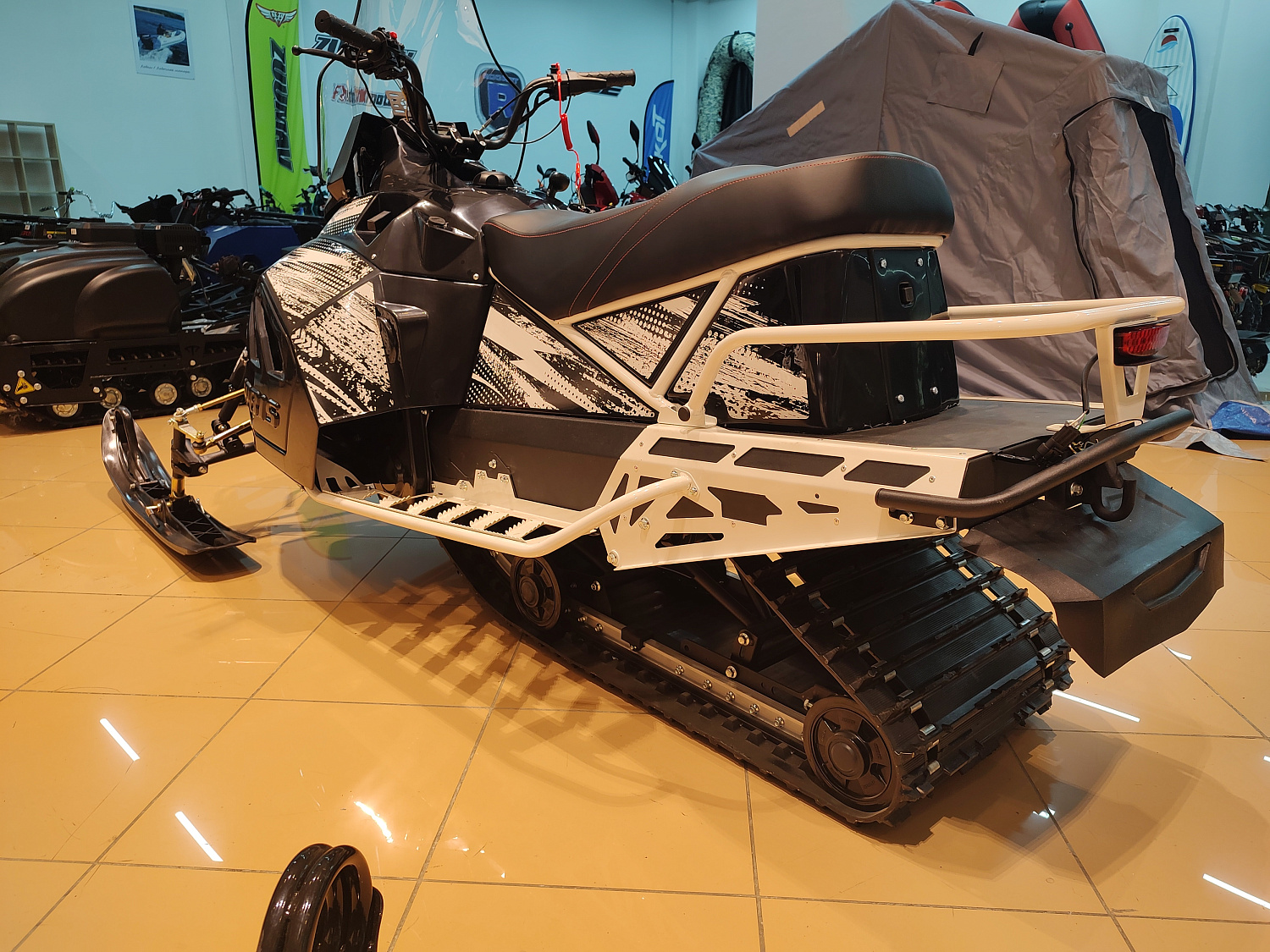 Снегоход IRBIS (Ирбис) TUNGUS (Тунгус) 400 2024 чёрный/белый с ПСМ