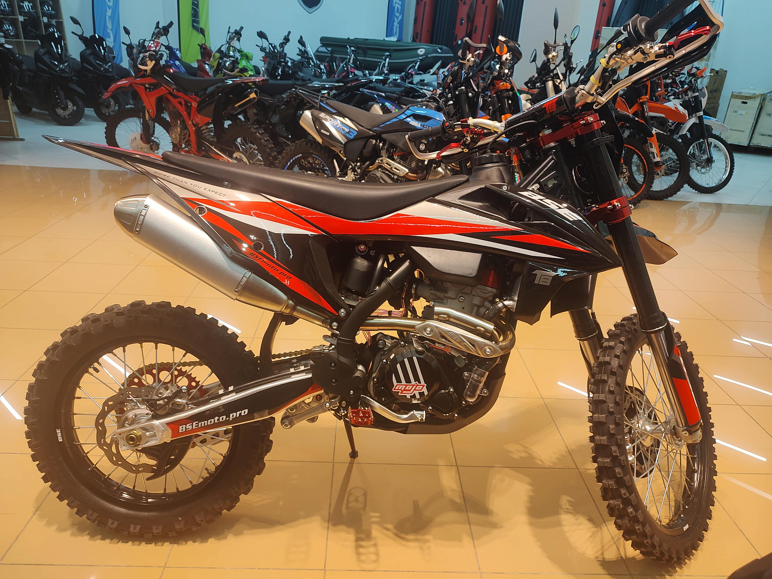 Мотоцикл кроссовый / эндуро BSE (БСЕ) T8 Red Storm (Sport)