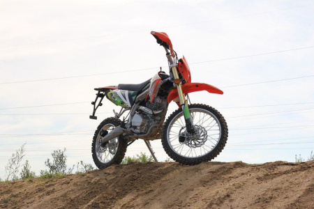 Мотоцикл кроссовый / эндуро Racer (Рейсер) RC200XZT Enduro с ПТС - купить с доставкой, по выгодной цене в интернет-магазине Мототека