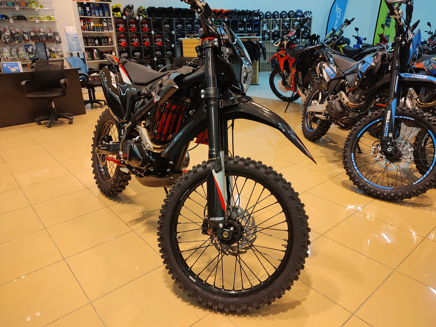 Мотоцикл кроссовый / эндуро BSE (БСЕ) Z9 Red Metallic S (ZS175 FMM-5)