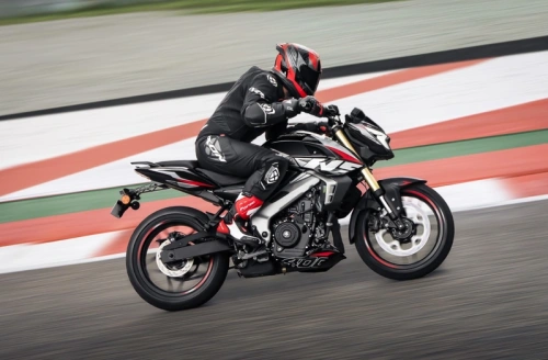 Мотоцикл дорожный BAJAJ (Баджадж) Pulsar NS400Z с ПТС фото 8