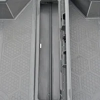 Днищевой рундук с усилителем и комингсом 1 шт.