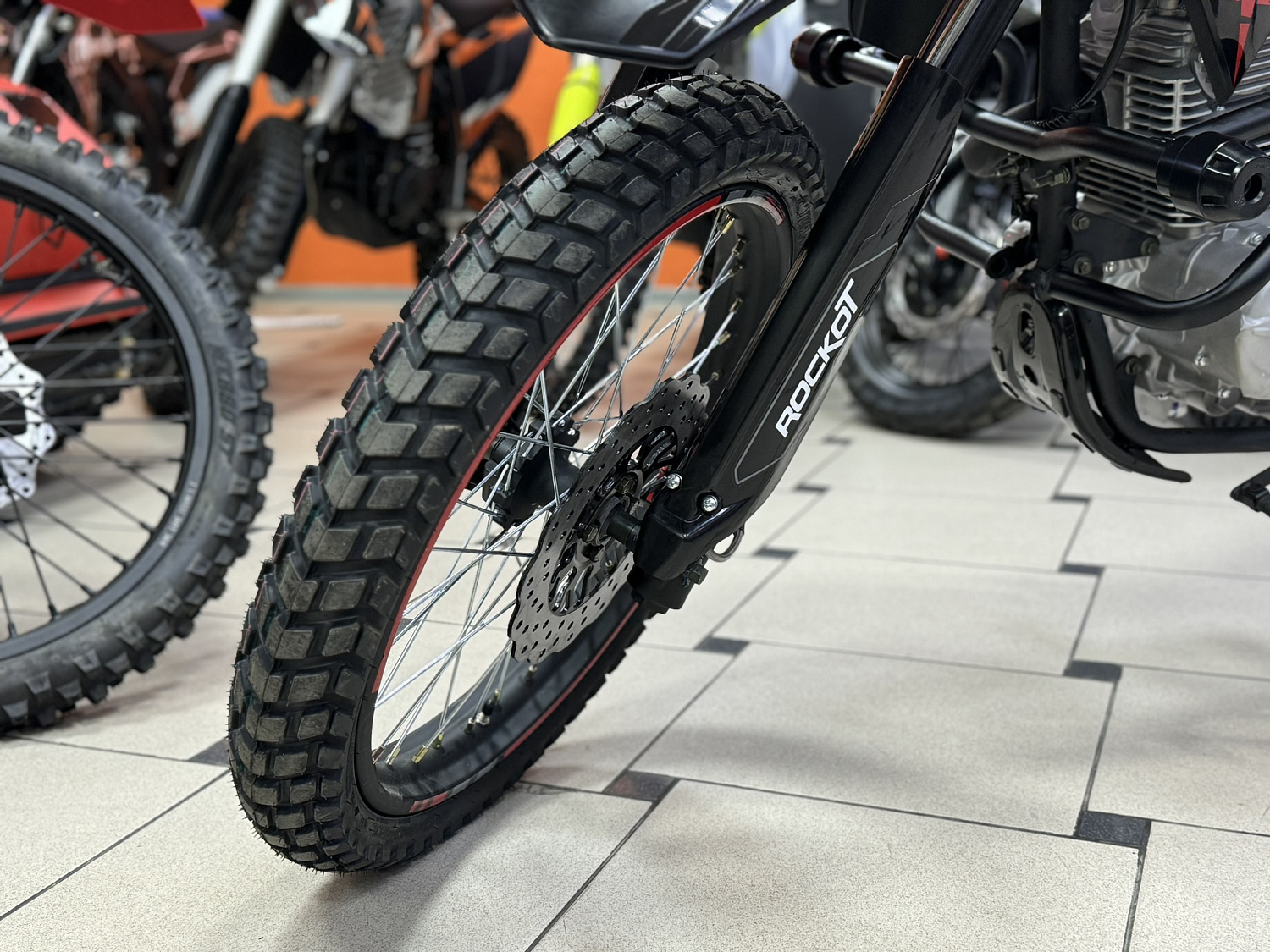 Мотоцикл кроссовый / эндуро ROCKOT (Рокот) XR250 чёрный/красный 21/18 с ЭПТС